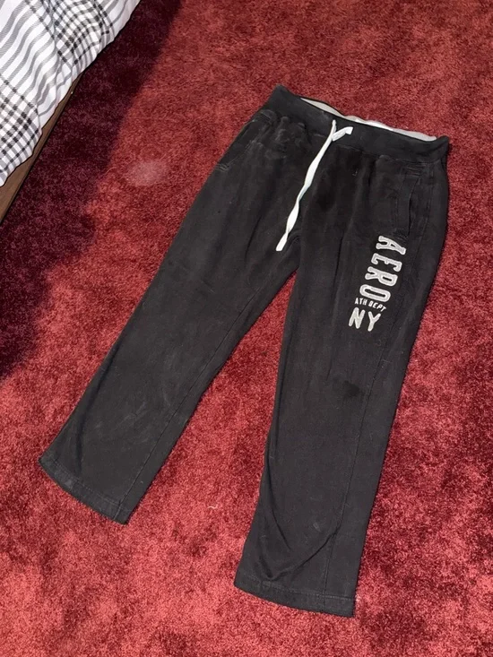 Aeropostale Black Sweatpants - Picture 1 of 3